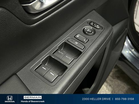 Used 2025 Honda CR-V EX image 18