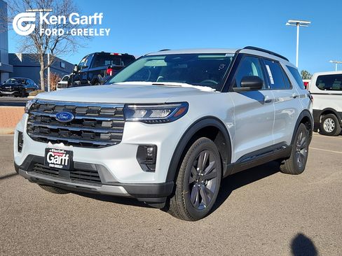 New 2026 Ford Explorer Active w/ Active Comfort Package image 1