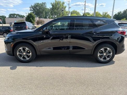 Used 2024 Chevrolet Blazer LT w/ Convenience Package AWD/4WD image 6