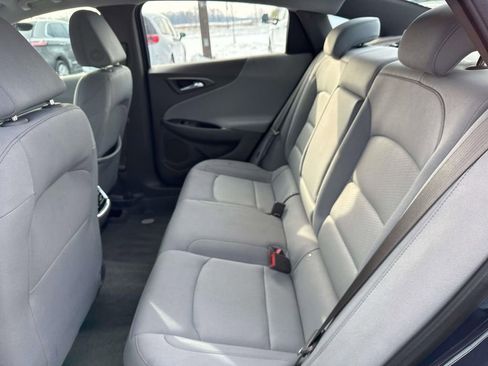 Used 2025 Chevrolet Malibu LT image 12