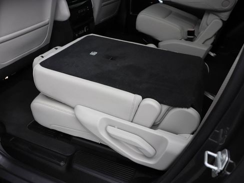 Used 2025 Jeep Wagoneer Series II AWD/4WD image 30