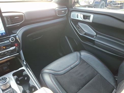 Used 2024 Ford Explorer ST w/ Equipment Group 401A image 16