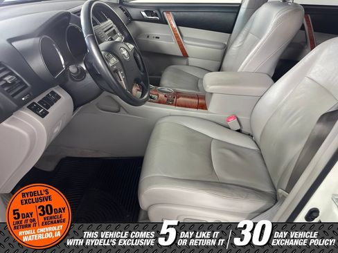 Used 2009 Toyota Highlander Limited AWD/4WD image 15
