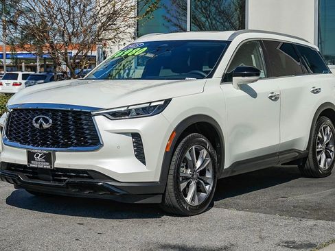 Certified 2023 INFINITI QX60 Luxe image 3