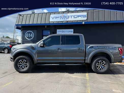 Used 2018 Ford F150 Raptor w/ Equipment Group 802A Luxury image 2