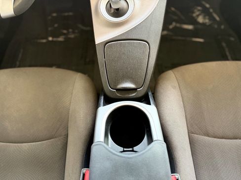 Used 2015 Toyota Prius Two image 41