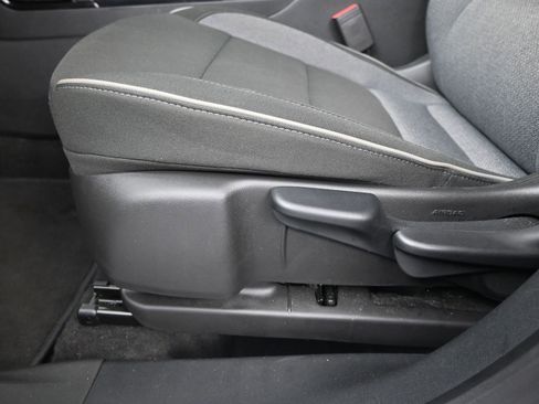 Used 2025 Chevrolet TrailBlazer LT image 10