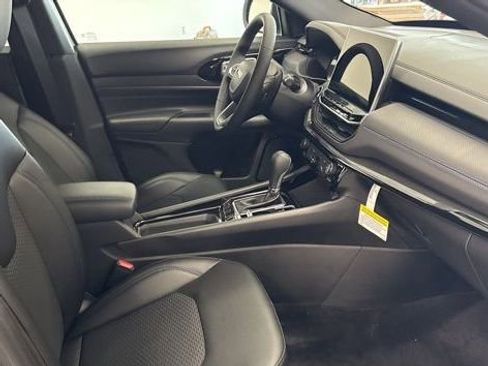 New 2026 Jeep Compass Latitude image 19