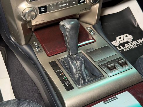 Used 2014 Lexus GX 460 w/ Premium Package image 30