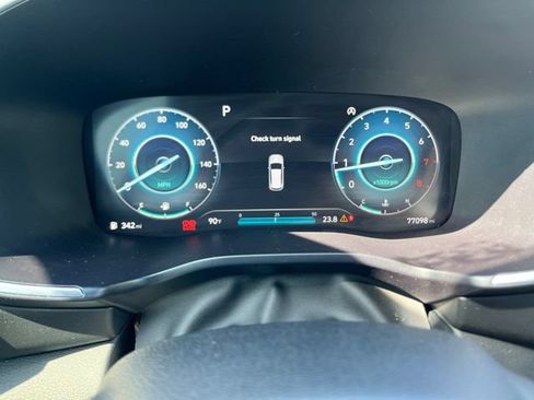 Used 2021 Hyundai Santa Fe SEL w/ Convenience Package FWD image 19