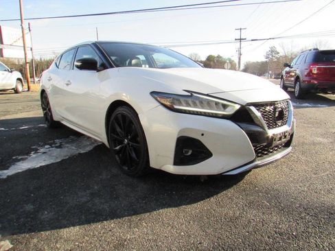 Used 2021 Nissan Maxima SR w/ Sport Mat Group image 1