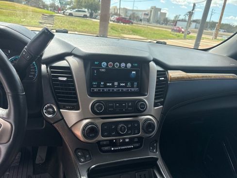 Used 2017 GMC Yukon XL Denali w/ Open Road Package image 21