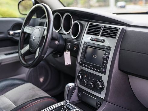 Used 2006 Dodge Magnum SRT8 w/ SRT Option Group III RWD image 24