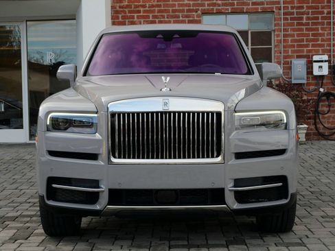 Certified 2024 Rolls-Royce Cullinan AWD/4WD image 5