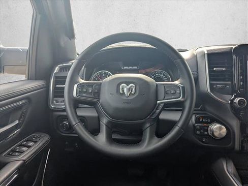 Used 2024 RAM 1500 Laramie image 12