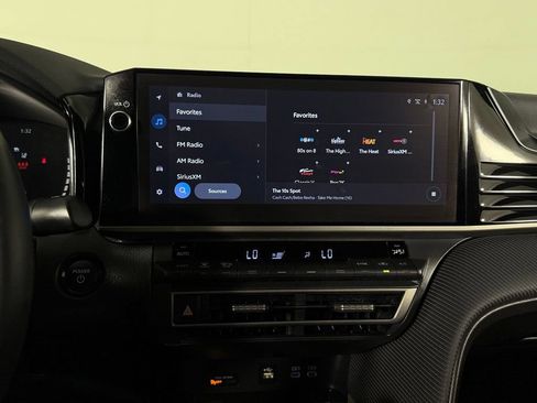 Used 2025 Toyota Camry SE w/ Multimedia Upgrade Package FWD image 19