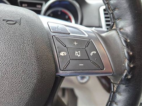 Used 2014 Mercedes-Benz ML 350 BlueTEC 4MATIC image 15