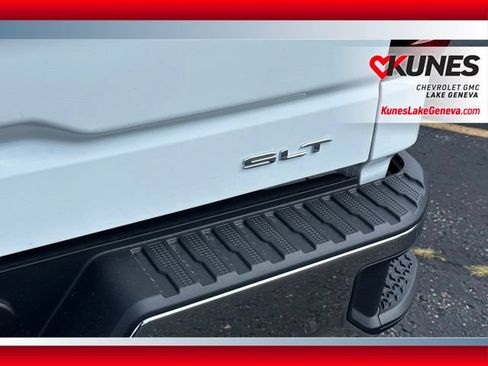 New 2026 GMC Sierra 1500 SLT w/ SLT Premium Package AWD/4WD image 7