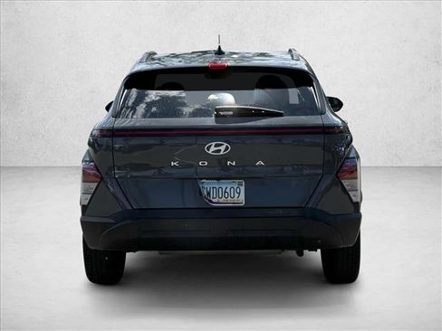 Certified 2025 Hyundai Kona SEL FWD image 6