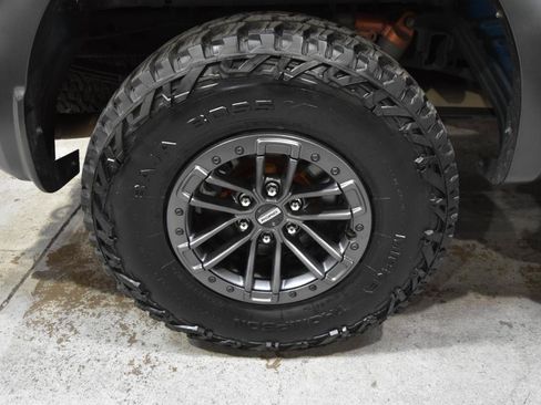 Used 2019 Ford F150 Raptor w/ Equipment Group 802A Luxury AWD/4WD image 64