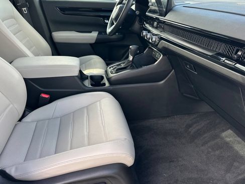 Used 2023 Honda CR-V EX-L image 16
