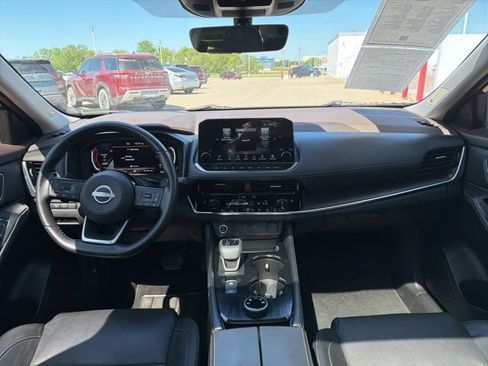 Used 2023 Nissan Rogue Platinum w/ Platinum Premium Package AWD/4WD image 27