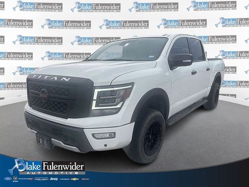 Used 2021 Nissan Titan PRO-4X w/ Pro-4x Convenience Package image 1