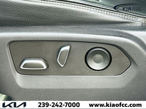 Used 2023 GMC Sierra 1500 Denali w/ Denali Reserve Package image 23