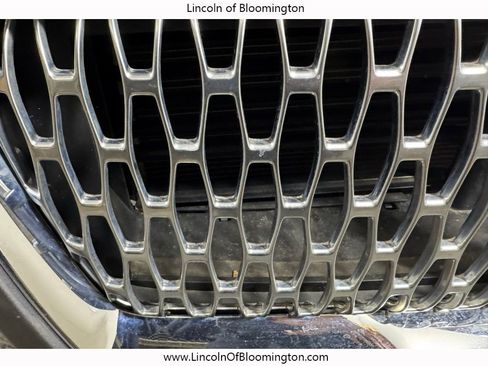 Used 2022 Lincoln Corsair AWD w/ Equipment Group 101A image 14