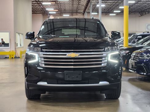 Used 2024 Chevrolet Tahoe High Country w/ Advanced Technology Package AWD/4WD image 2