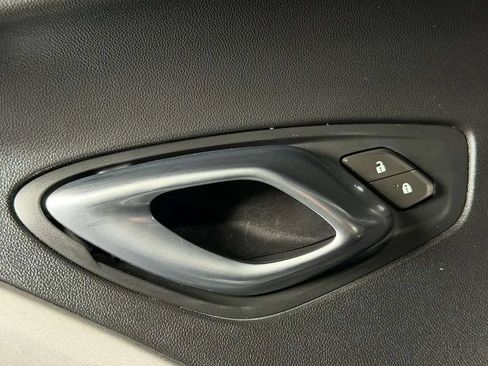 Used 2019 Chevrolet Camaro LT RWD image 19
