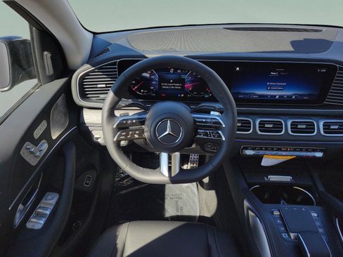 New 2026 Mercedes-Benz GLS 450 4MATIC image 14