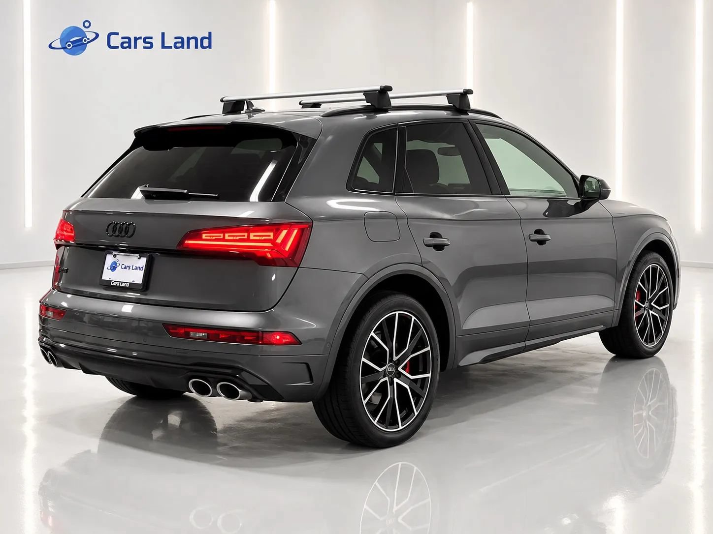 Used 2024 Audi SQ5 Prestige AWD/4WD image 3