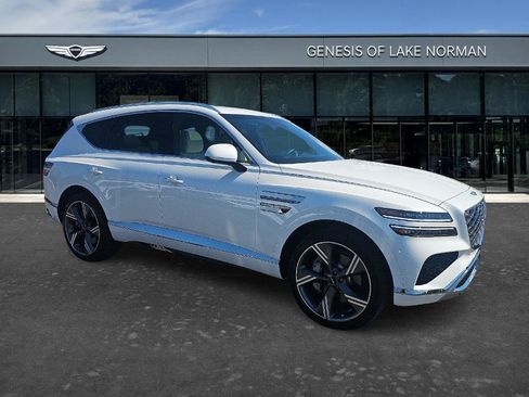 Used 2025 Genesis GV80 3.5T Prestige AWD/4WD image 3