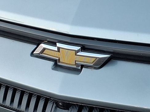 New 2026 Chevrolet Equinox EV LT FWD image 4