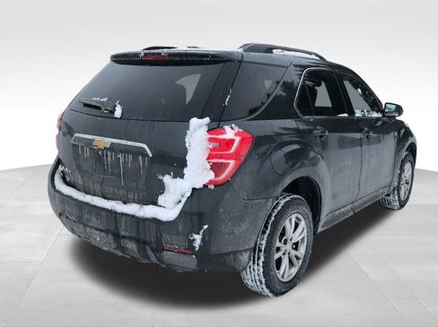 Used 2017 Chevrolet Equinox LT w/ Convenience Package image 2
