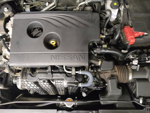 Used 2020 Nissan Altima 2.5 S FWD image 30
