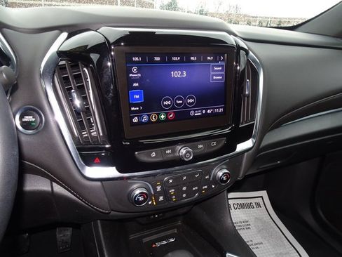 Certified 2023 Chevrolet Traverse LT image 18