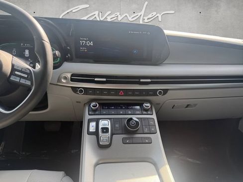 Used 2025 Hyundai Palisade SEL FWD image 4