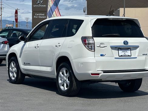 Used 2013 Toyota RAV4 EV FWD image 6