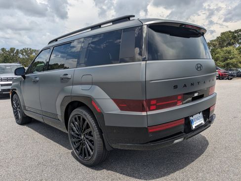 Used 2025 Hyundai Santa Fe Calligraphy image 4