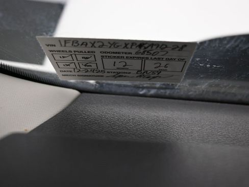 Used 2023 Ford Transit 350 XLT image 35