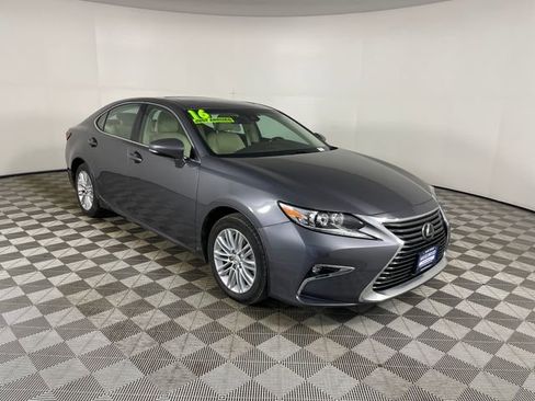 Used 2016 Lexus ES 350 w/ Premium Package w/Wood Trim image 26