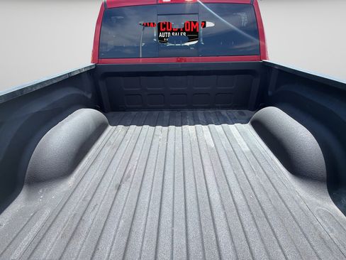 Used 2018 RAM 1500 Laramie AWD/4WD image 13