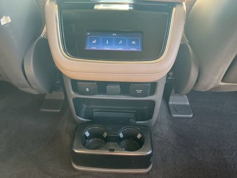 Used 2023 Lincoln Navigator L Reserve AWD/4WD image 16