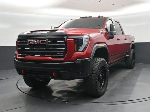 Used 2025 GMC Sierra 2500 AT4X AWD/4WD image 8