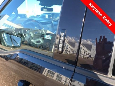 Certified 2022 Ford F150 XLT w/ Equipment Group 302A High image 20