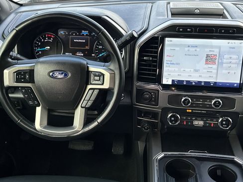 Used 2022 Ford F350 Platinum image 14
