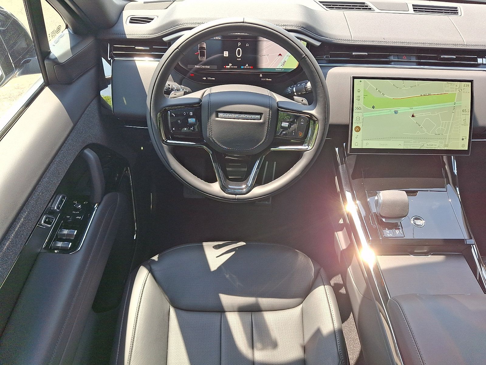 New 2026 Land Rover Range Rover Sport Dynamic SE AWD/4WD image 4