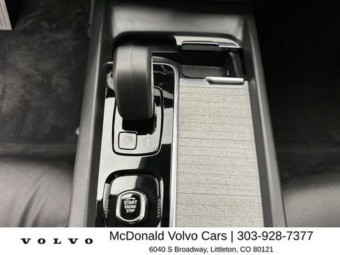 Certified 2025 Volvo XC60 B5 Plus AWD/4WD image 20